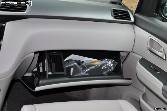 [不專業開箱] 2011全新改款Honda Odyssey EX-L
