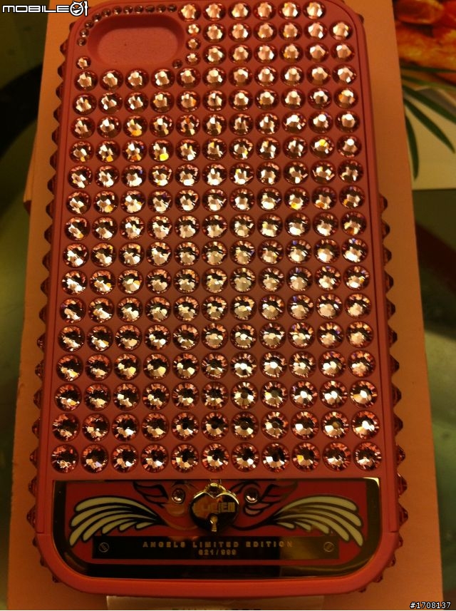 新手第一次開箱^^" 施華洛世奇水鑽背殼 for Iphone4