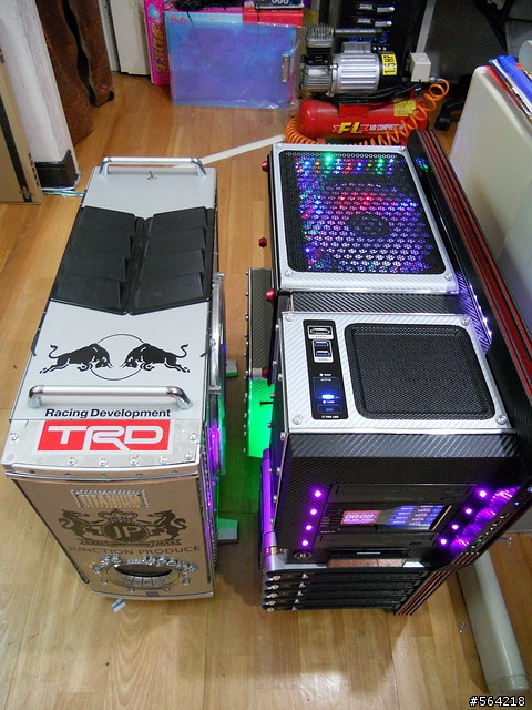 Thermaltake LeveL 10GT 炫光改裝 (圖多)
