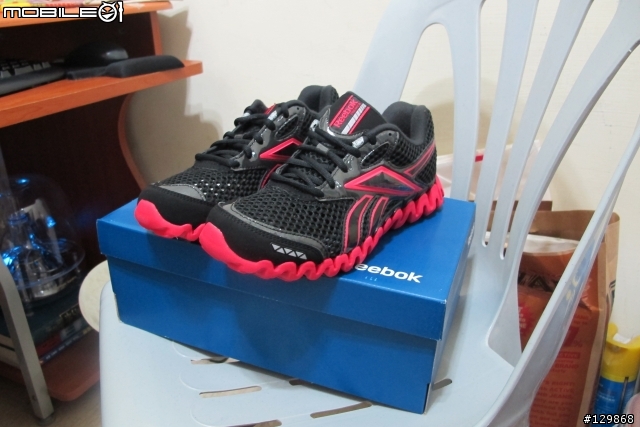 Reebok!好久不見，Zig nano慢跑鞋 & Zig slash籃球鞋 開箱!