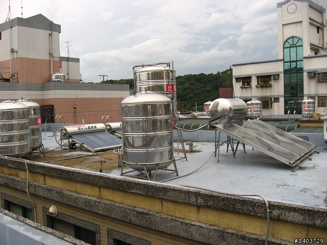 『新家開箱』耗電量低的上群熱泵熱水器安裝～圖多