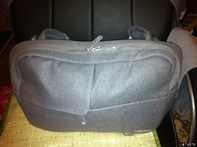 攝影包推薦～Incase ari marcopoulos camera bag