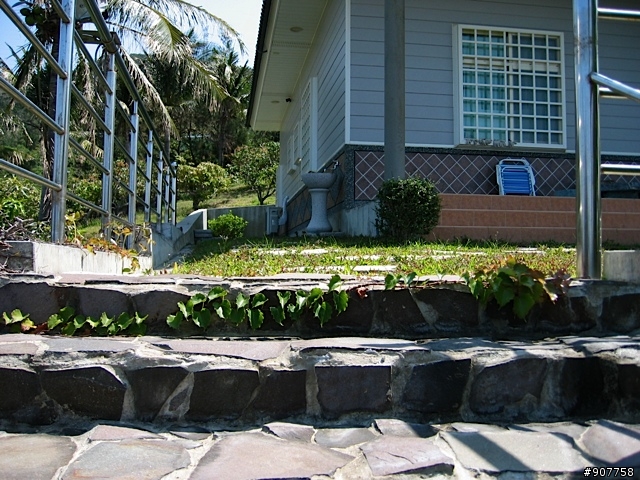 坐山觀海的山中小居 （全文完）