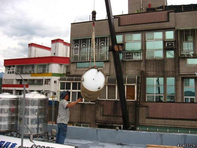 『新家開箱』耗電量低的上群熱泵熱水器安裝～圖多