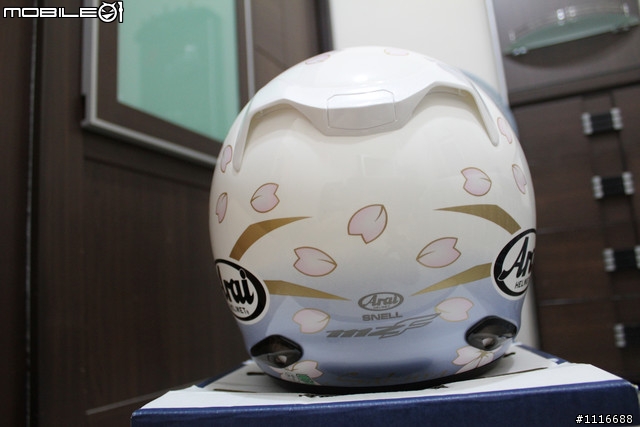 開箱文之ARAI MZ-F 限量SAKURA