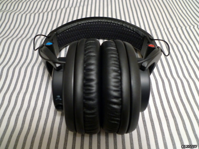 ［開箱］Shure SRH940 (煥然一新+閃亮亮的銀色)
