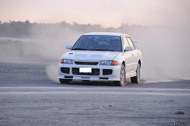 D700與EVO-3初遇（車輛動態拍攝）