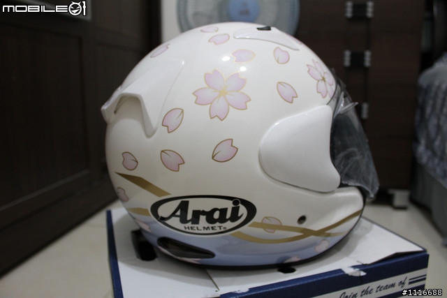 開箱文之ARAI MZ-F 限量SAKURA