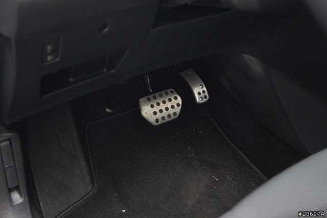 Peugeot 308SW 開箱!(6/2補上內裝照)