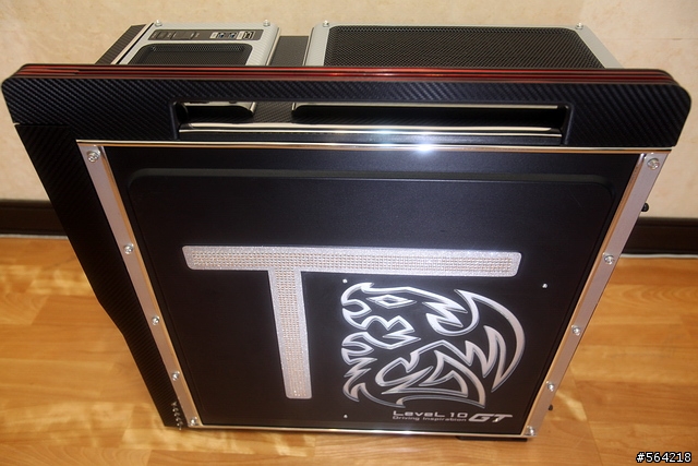 Thermaltake LeveL 10GT 炫光改裝 (圖多)