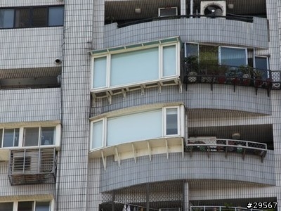 {請教} 陽台外推的法律問題