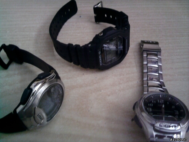 總覺手上好像少一了隻錶，原來是G-SHOCK啊！！