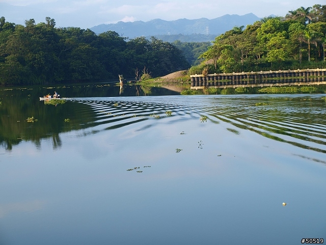 峨嵋湖