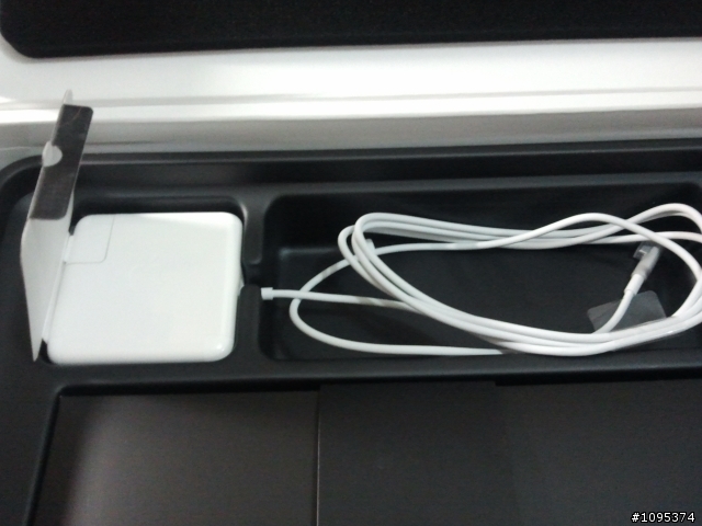 [開箱]還是選擇咬了一口蘋果 2011 Apple Macebook Pro 13"