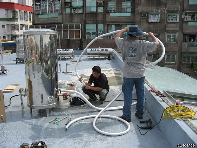 『新家開箱』耗電量低的上群熱泵熱水器安裝～圖多