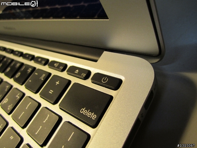 [遲來的開箱]Macbook Air 11.6/64GB