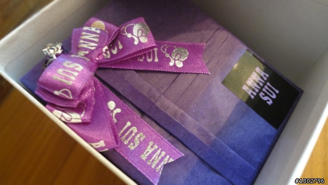 [分享]anna sui 紫蝶手鍊開箱(圖多慎入)