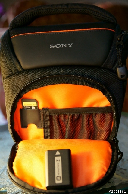 Sony 70-400mm G 加映 Sony LCS-AMB 槍包 + Sigma 17-70mm for Sony 亂開箱