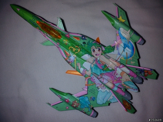 [更新照片增加描述] MACROSS F 戀離飛翼 1/100 YF-29 Ranka Lee 蘭卡李