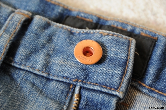 ☠分享☠法國名產 April77 2011 JOEY RED SELVEDGE 不窄不行！