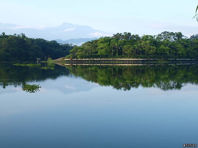 峨嵋湖