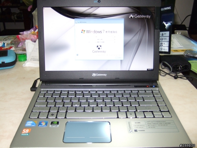 GateWay EC39C04w