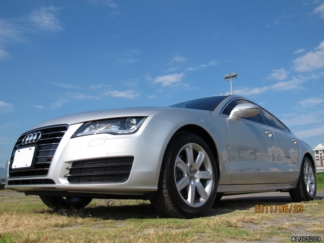 從娜娜(TEANA)換成迪迪(AUDI  A7)~