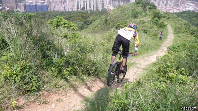 100年桃園縣縣長盃登山車賽照片