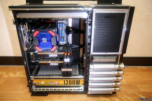 Thermaltake LeveL 10GT 炫光改裝 (圖多)