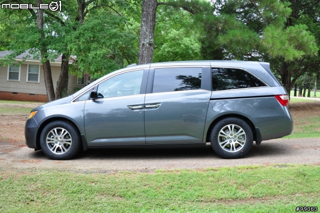 [不專業開箱] 2011全新改款Honda Odyssey EX-L