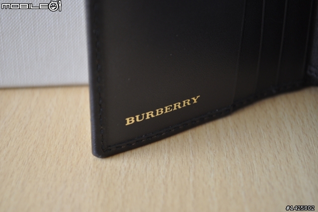 [開箱]BURBERRY經典戰馬紋女用皮夾
