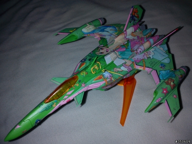[更新照片增加描述] MACROSS F 戀離飛翼 1/100 YF-29 Ranka Lee 蘭卡李