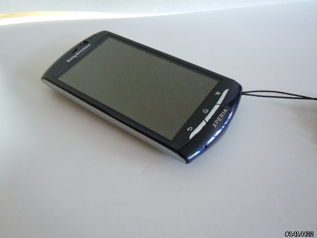 [開箱]藍色 Xperia Neo :)