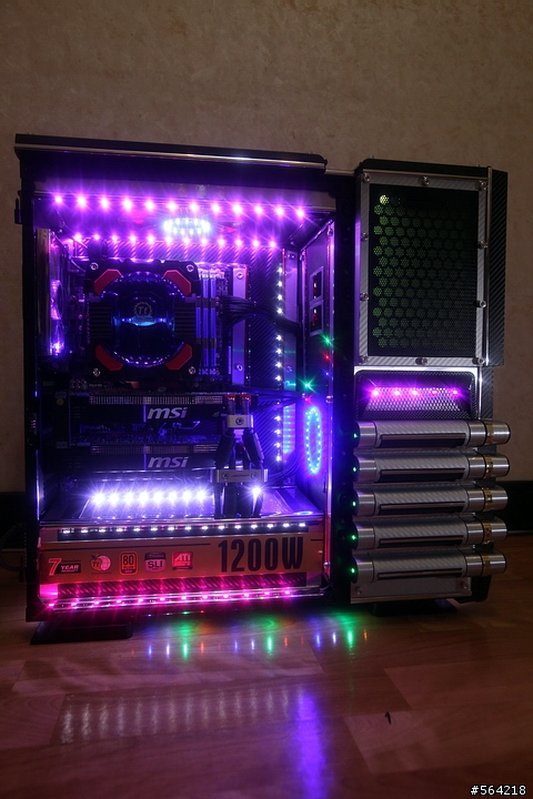 Thermaltake LeveL 10GT 炫光改裝 (圖多)