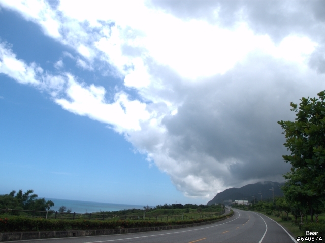一日環島之『別人笑我太瘋狂，我笑他人看不穿』。
