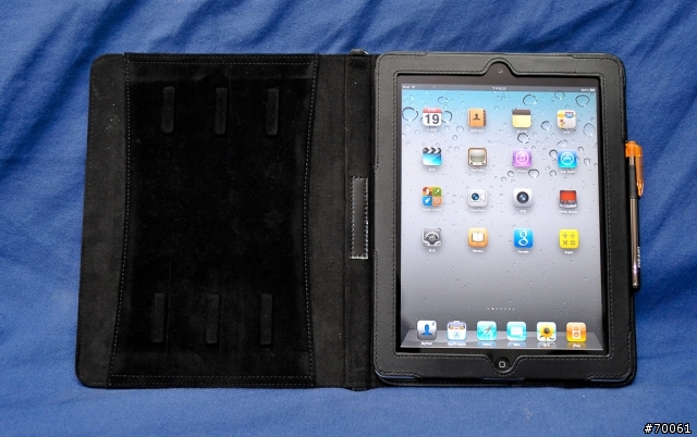 [開箱文]  iPad2 優質又大碗的筆記本保護套 -- OZAKI