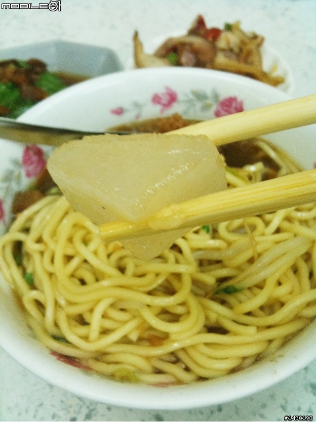 [食記] 台北 好吃又有古早味的豐原排骨酥麵