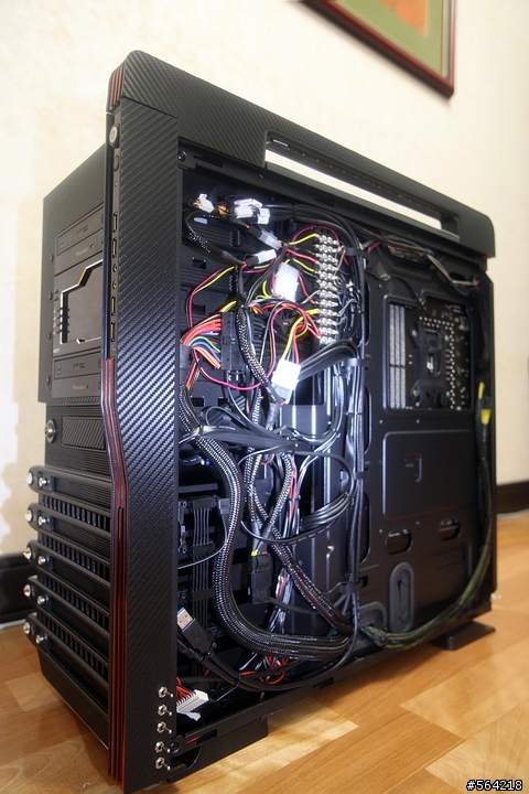 Thermaltake LeveL 10GT 炫光改裝 (圖多)