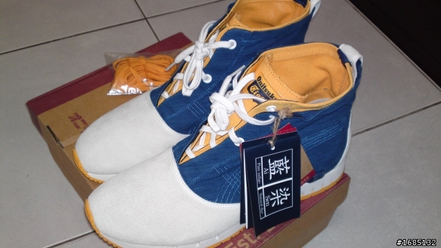 我的新鞋~Onitsuka Tiger~高筒多穿款~終於上手囉