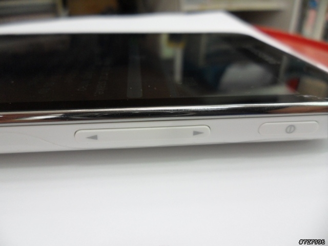 SAMSUNG GALAXY S G70 無聊開箱一下