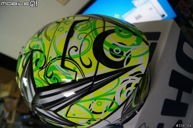 [開箱] SHOEI X-TWELVE ELIAS 可愛小楊桃