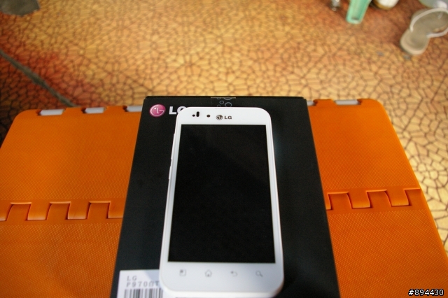 新機開箱P970(雪白機)