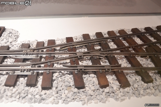 【補充】高雄臨海線動態火車模型展夜間及音效行駛影片