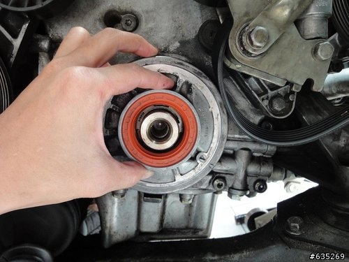 saab 9000 曲軸前油封、機油幫浦外蓋O型環更換 DIY