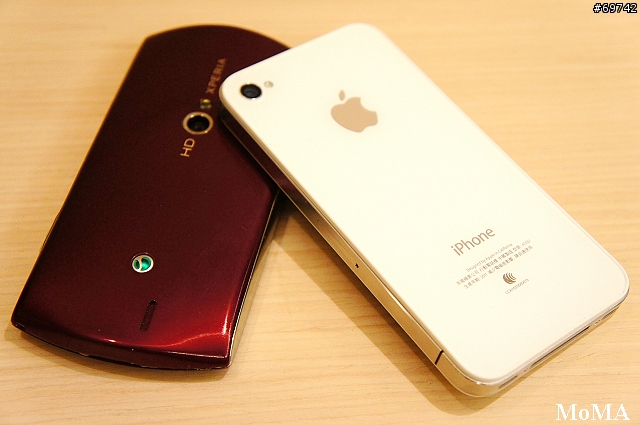[MoMo桑分享] 我和我的白色iPhone 4 :  )
