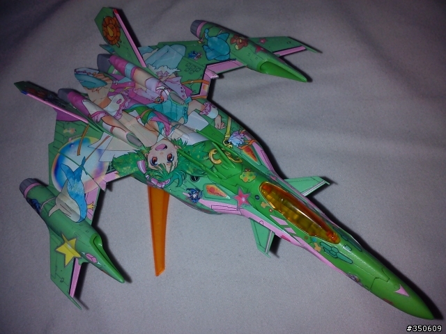 [更新照片增加描述] MACROSS F 戀離飛翼 1/100 YF-29 Ranka Lee 蘭卡李