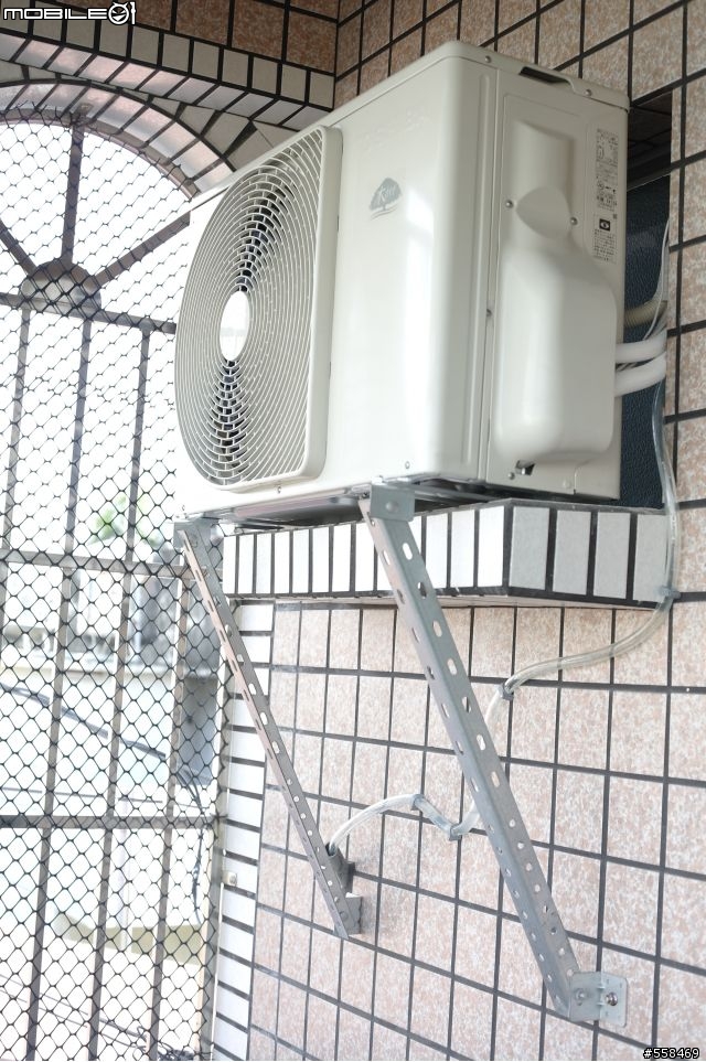 [開箱]坐船來的TOSHIBA RAS-281UDR 大清快/2011.06.17更新於1F