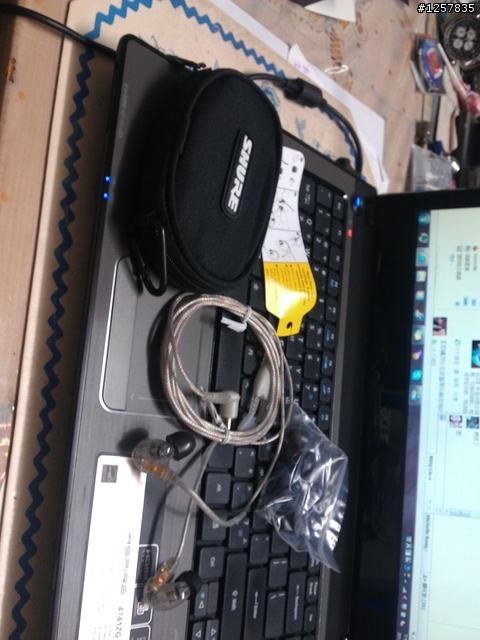 等了許久的SHURE SE215終於來了，開箱文奉上！