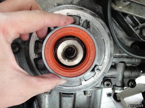 saab 9000 曲軸前油封、機油幫浦外蓋O型環更換 DIY