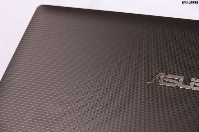 我的 ASUS A53SV 開箱( i7 版)